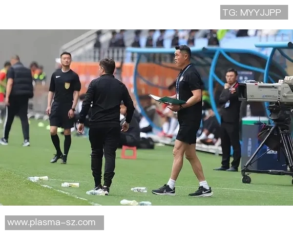 殷铁生告别鲁能加盟山东女足执教宿茂臻送上真诚祝福 殷铁生告别鲁能加盟山东女足执教宿茂臻送上真诚祝福